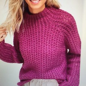 BNWT Listicle Plum Mock Turtleneck Sweater Small